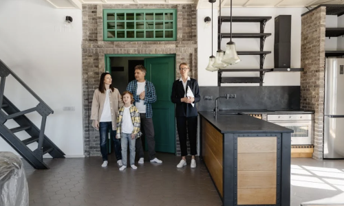 students touring apartment - affordable apartments for students students touring apartment - affordable apartments for students